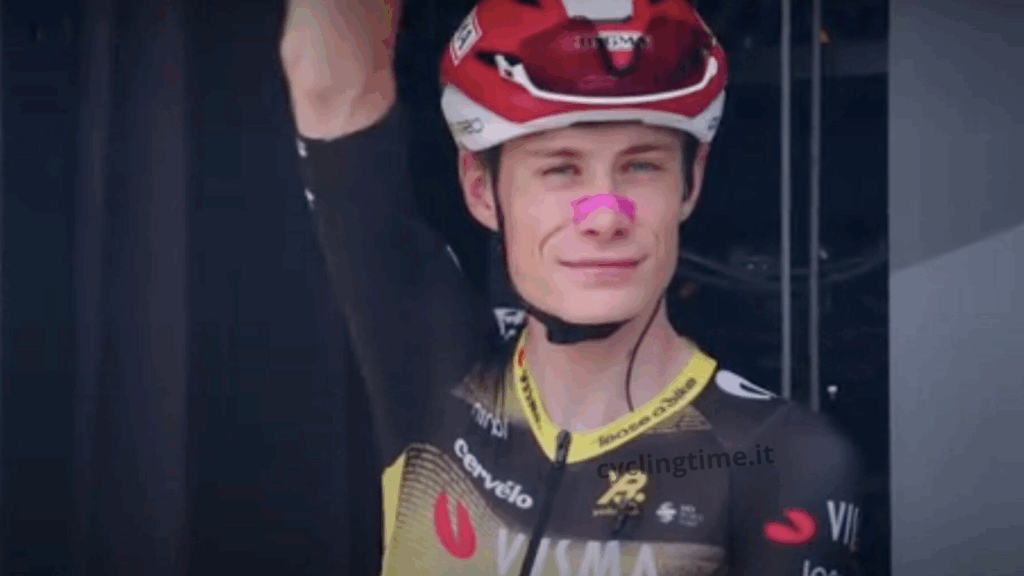 Vuelta - UAE vince la crono ma in rosso ci va Vingegaard cyclingtime-vingegaard
