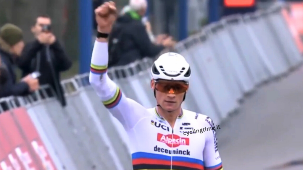 Van der Poel cala il tris a Koksijde cyclingtime-vanderpoel