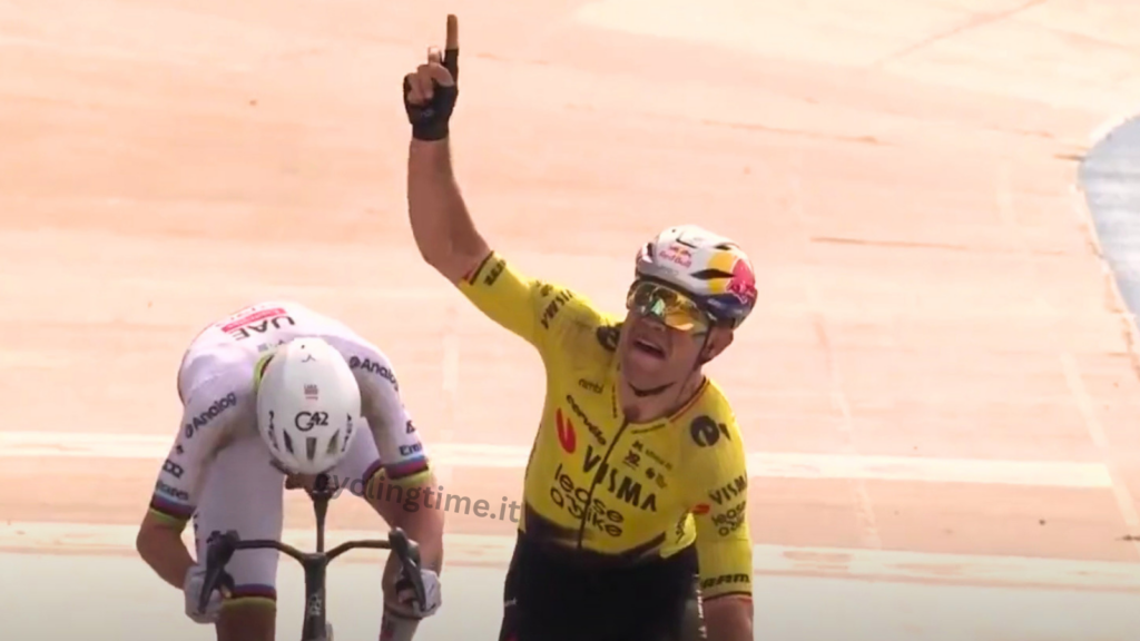 Van Aert cuore d'oro: vince a Roubaix e la dedica a Goolaerts cyclingtime-wout-vanaert