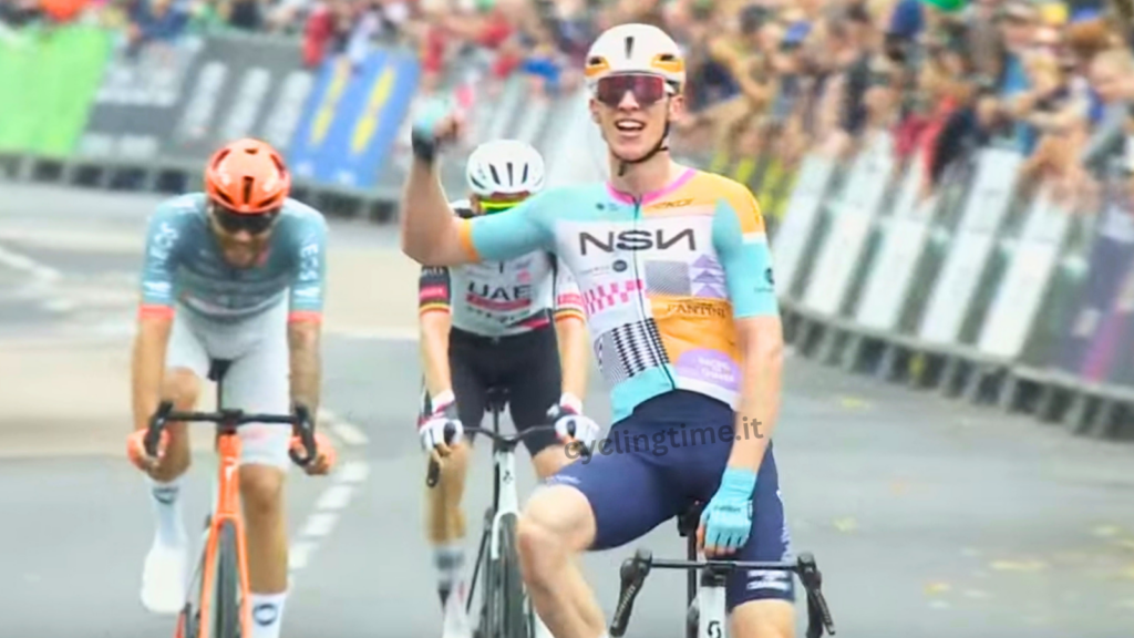 Tour of Britain - Askey precede Ganna e Wellens nella frazione d'apertura cyclingtime-lewis-askey